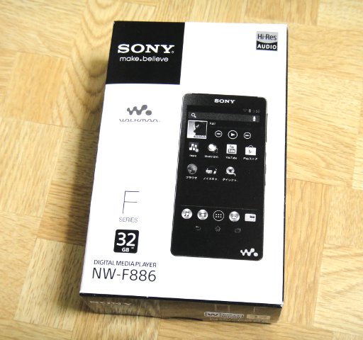 nw-f886-unbox-0.jpg